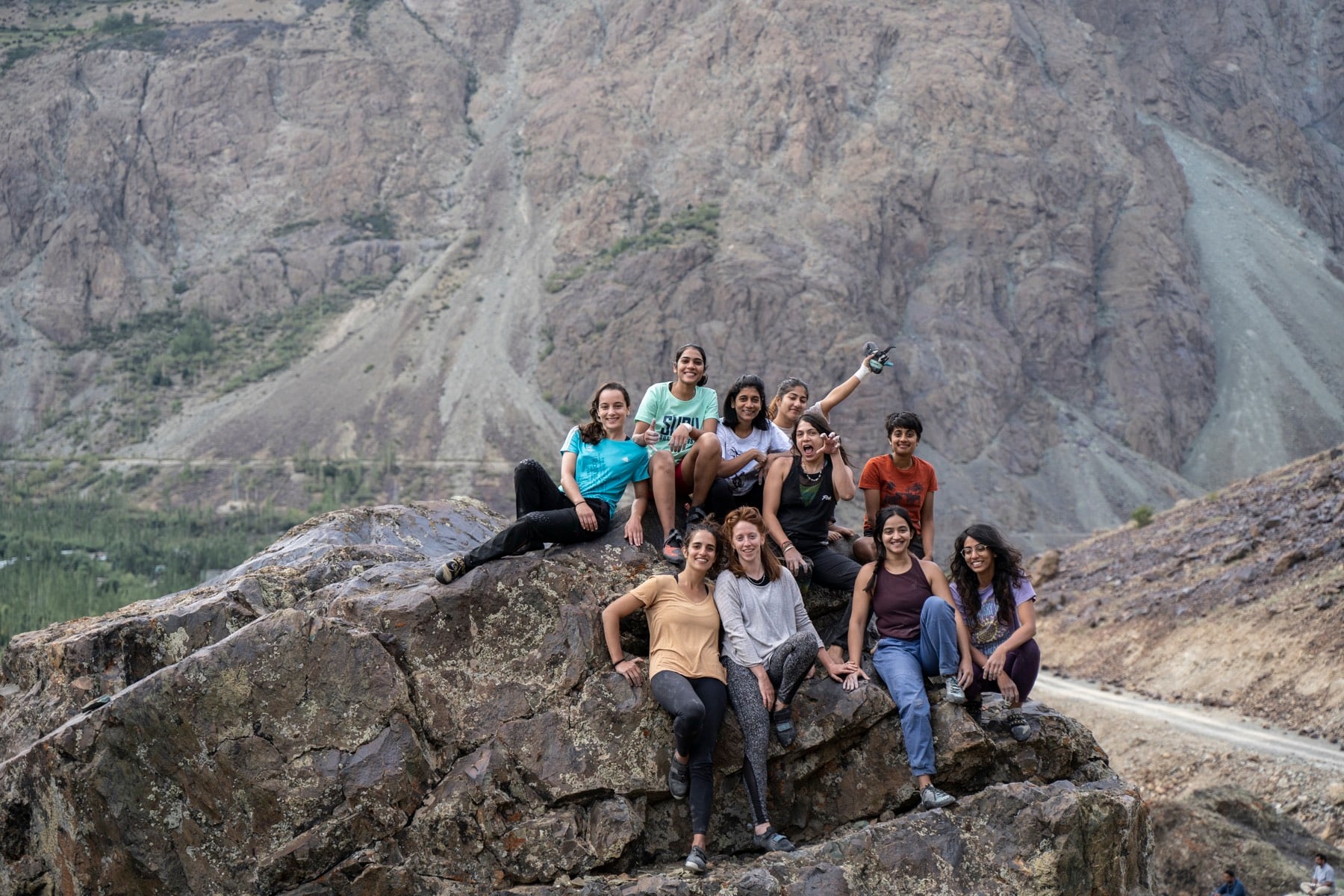 Friends on the rocks above the river